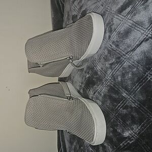 Steve Madden booties